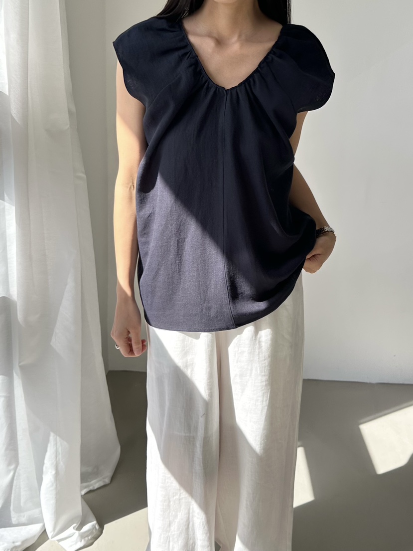 LE VASE韓國直郵實拍女士新款職業熱賣人氣26春夏襯衫蕾絲衫LE VASE襯衫/蕾絲衫圖色2