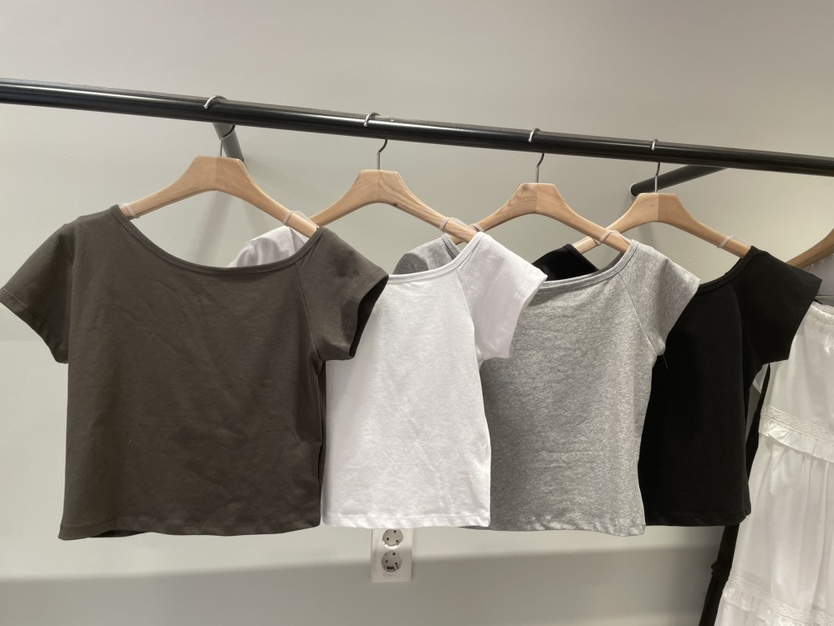 ORMORE韓國直郵女裝新品推薦時尚26夏季休閑熱賣26春夏T恤ORMORET恤