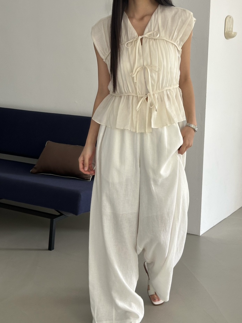 LE VASE韓國東大門代購女裝新款職業休閑熱賣襯衫蕾絲衫LE VASE襯衫/蕾絲衫