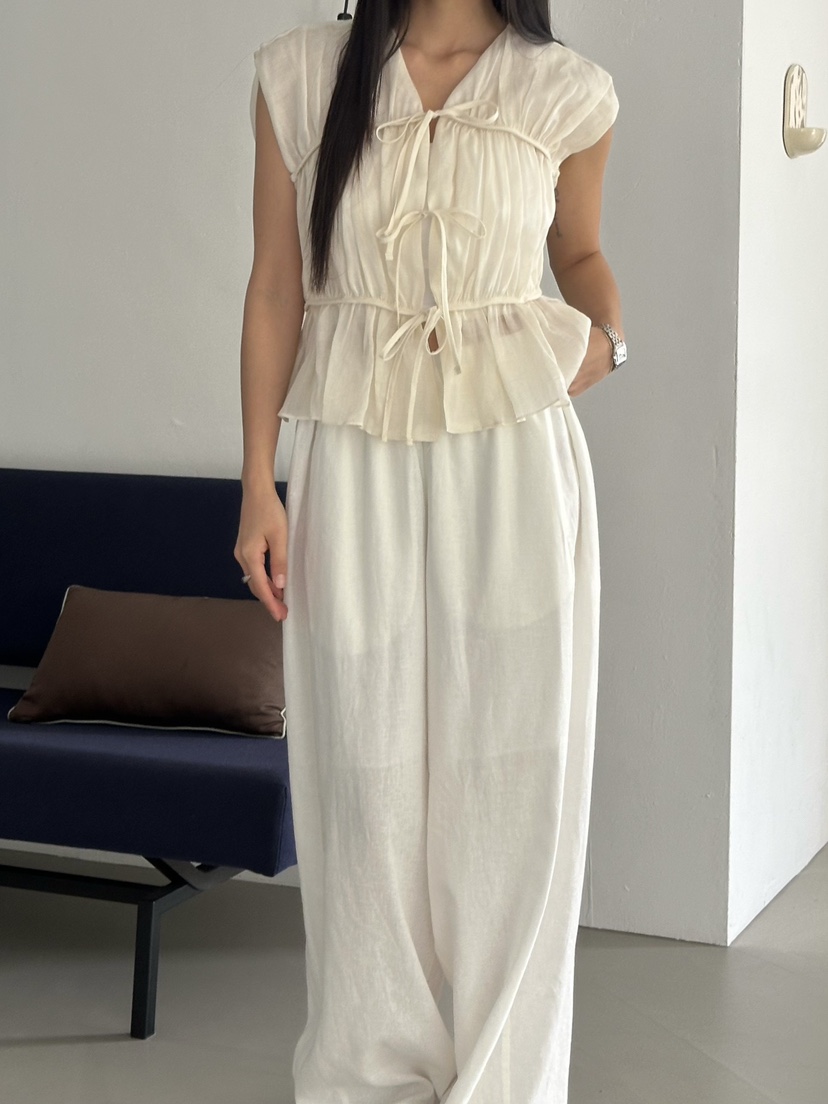 LE VASE韓國東大門代購女裝新款職業休閑熱賣襯衫蕾絲衫LE VASE襯衫/蕾絲衫