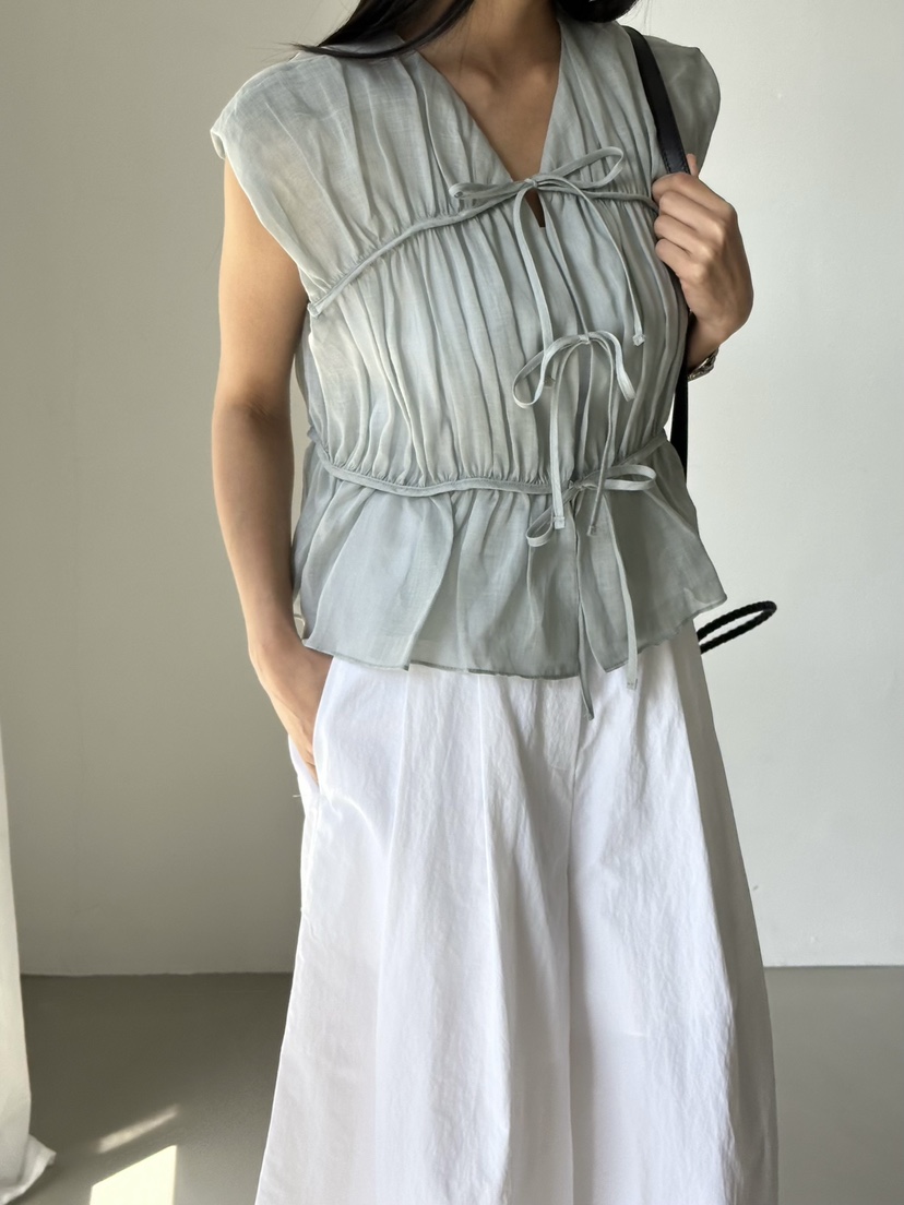 LE VASE韓國東大門代購女裝新款職業休閑熱賣襯衫蕾絲衫LE VASE襯衫/蕾絲衫