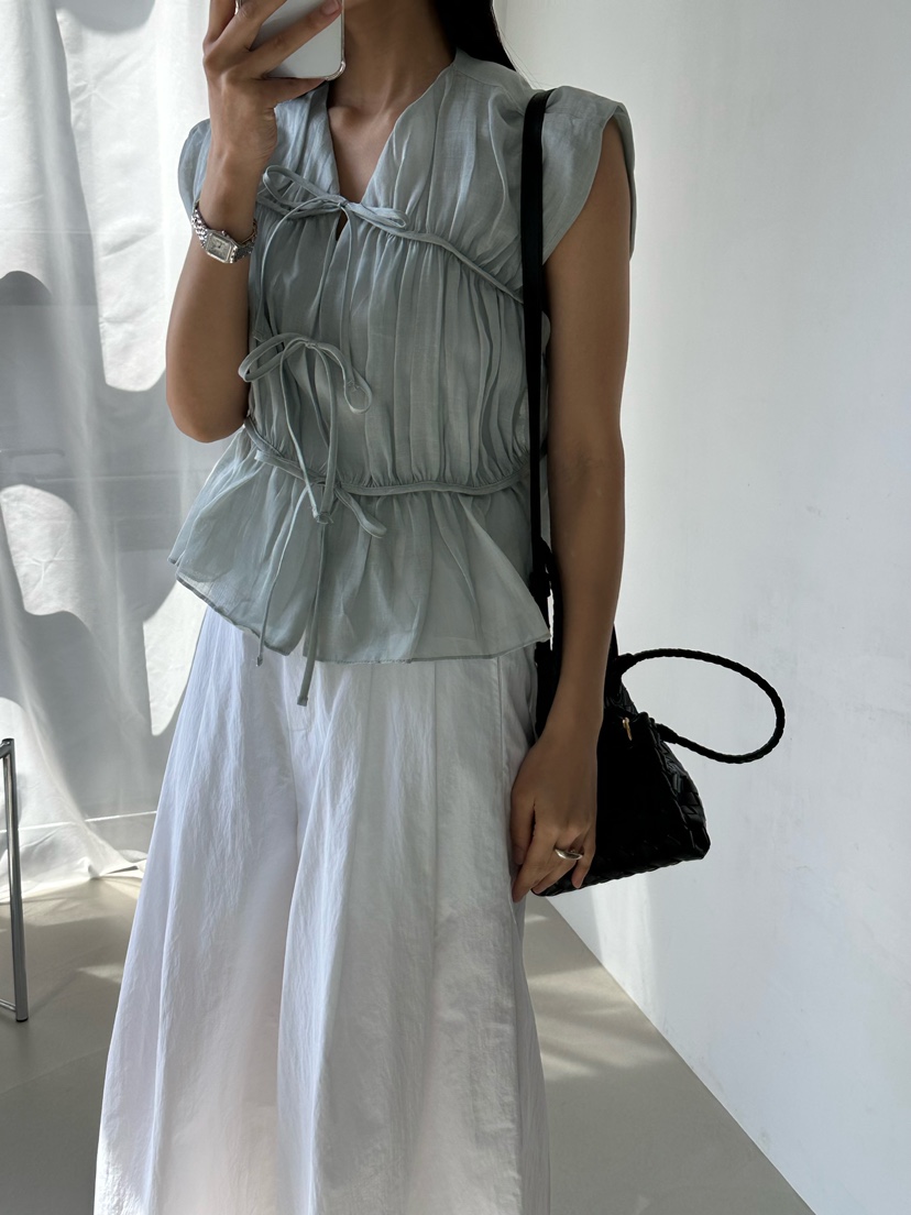 LE VASE韓國東大門代購女裝新款職業休閑熱賣襯衫蕾絲衫LE VASE襯衫/蕾絲衫