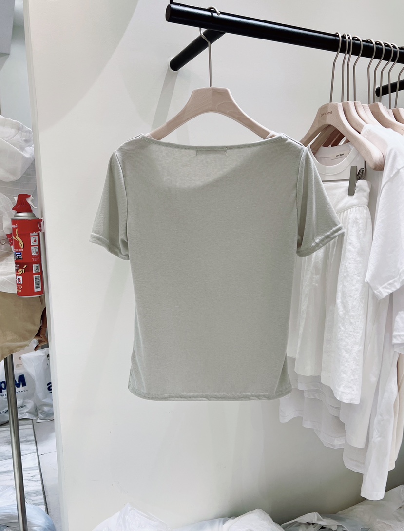 LOVE ROSIE韓國直郵實拍女裝新品熱賣休閑時尚26夏季T恤LOVE ROSIET恤