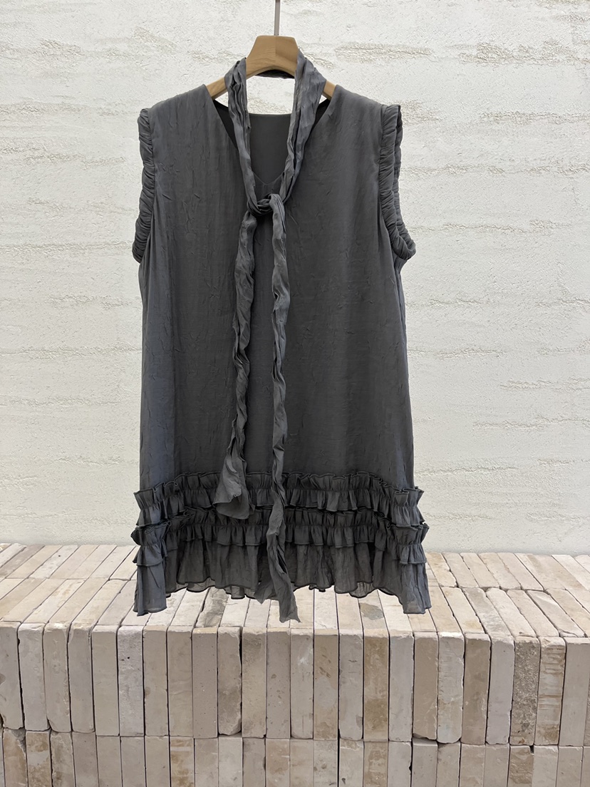 DARAK韓國直郵實拍女裝新款人氣26夏季休閑推薦連衣裙含脖帶DARAK連衣裙圖色2