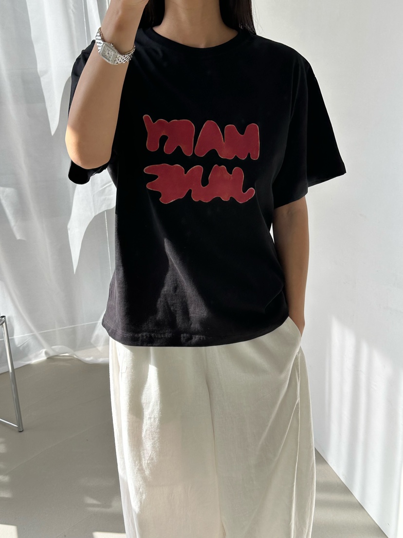 LE VASE東大門實拍韓國女士新品時尚休閑人氣26夏季熱賣T恤LE VASET恤