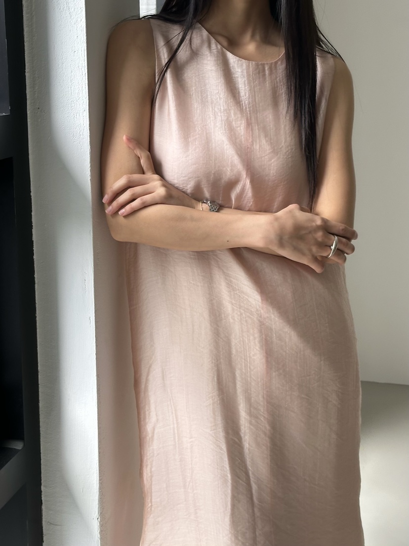 LE VASE東大門實拍韓國女裝新品26夏季熱賣休閑26春夏連衣裙LE VASE連衣裙