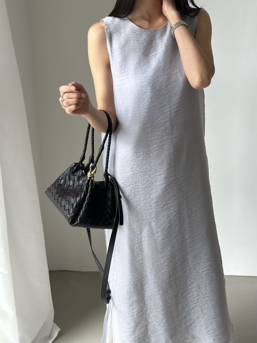 LE VASE東大門實拍韓國女裝新品26夏季熱賣休閑26春夏連衣裙LE VASE連衣裙