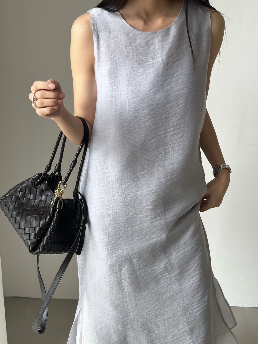 LE VASE東大門實拍韓國女裝新品26夏季熱賣休閑26春夏連衣裙LE VASE連衣裙