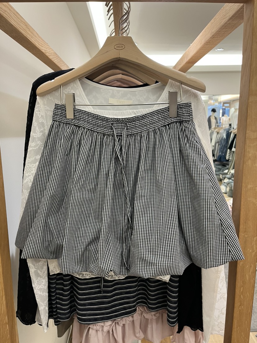 TIZZI韓國直郵女裝新品推薦職業26夏季時尚休閑人氣熱賣短裙TIZZI短裙圖色1