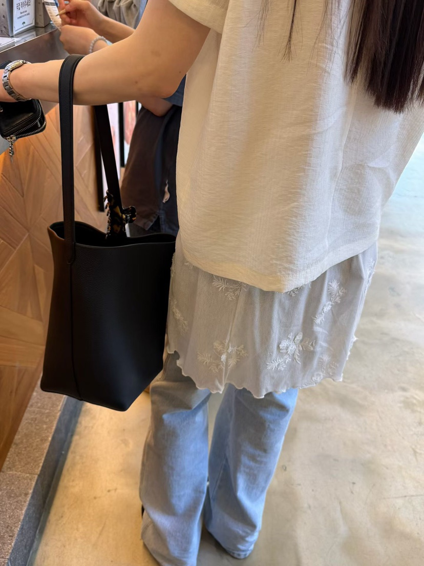 ARKIE/TAF韓國直郵女裝新款推薦休閑人氣熱賣襯衫蕾絲衫ARKIE/TAF襯衫/蕾絲衫