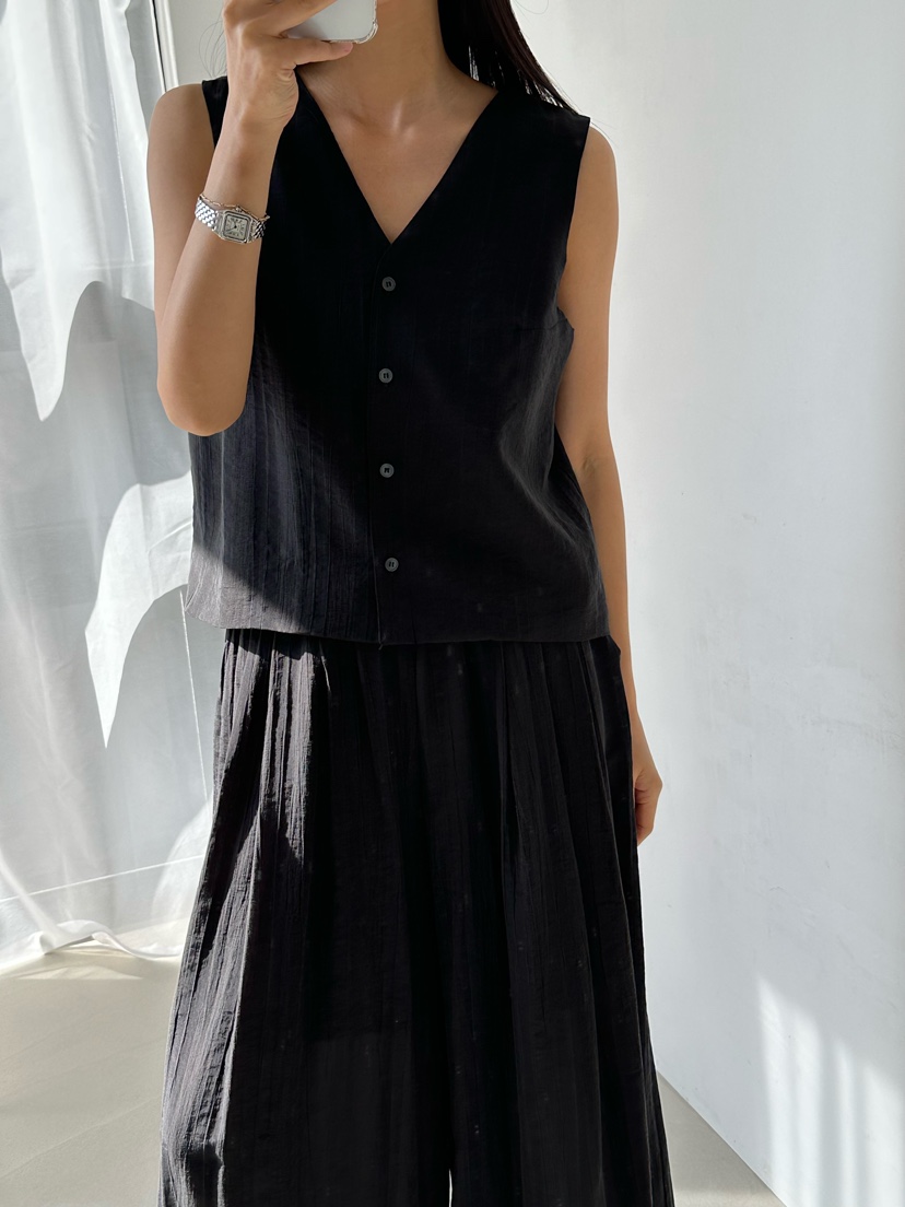 LE VASE東大門實拍韓國女士新款人氣26春夏熱賣26夏季馬甲LE VASE馬甲圖色3