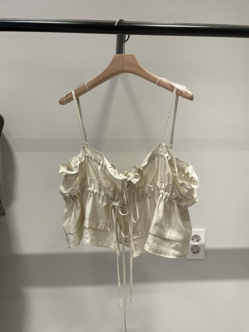 ORMORE韓國直郵女士新款26春夏26夏季休閑熱賣吊帶背心褶皺ORMORE吊帶/背心圖色2