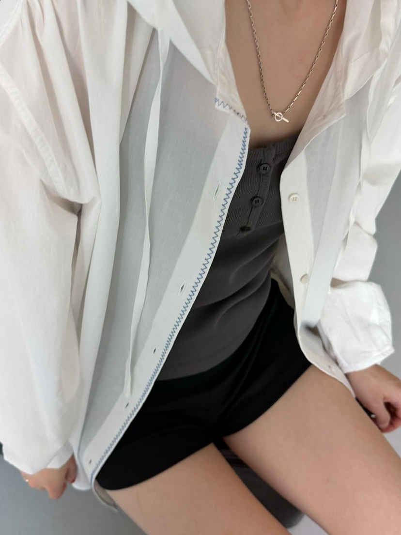 ARKIE/TAF東大門實拍韓國女士新款人氣襯衫蕾絲衫連帽衫褶皺ARKIE/TAF襯衫/蕾絲衫