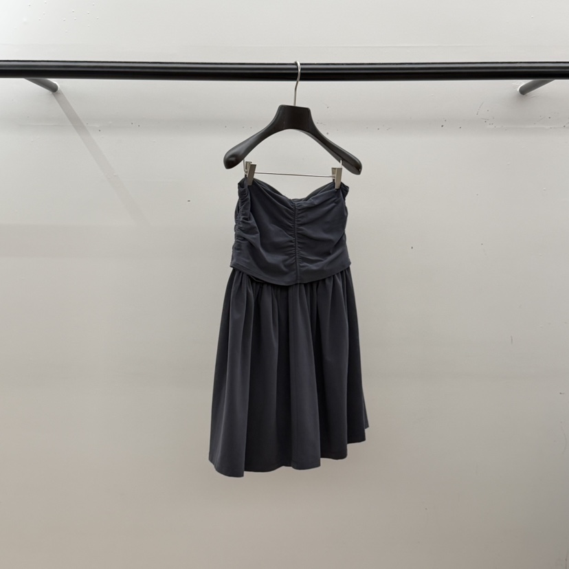 ID韓國直郵女裝新款熱賣人氣時尚休閑職業推薦連衣裙褶皺ID連衣裙圖色3