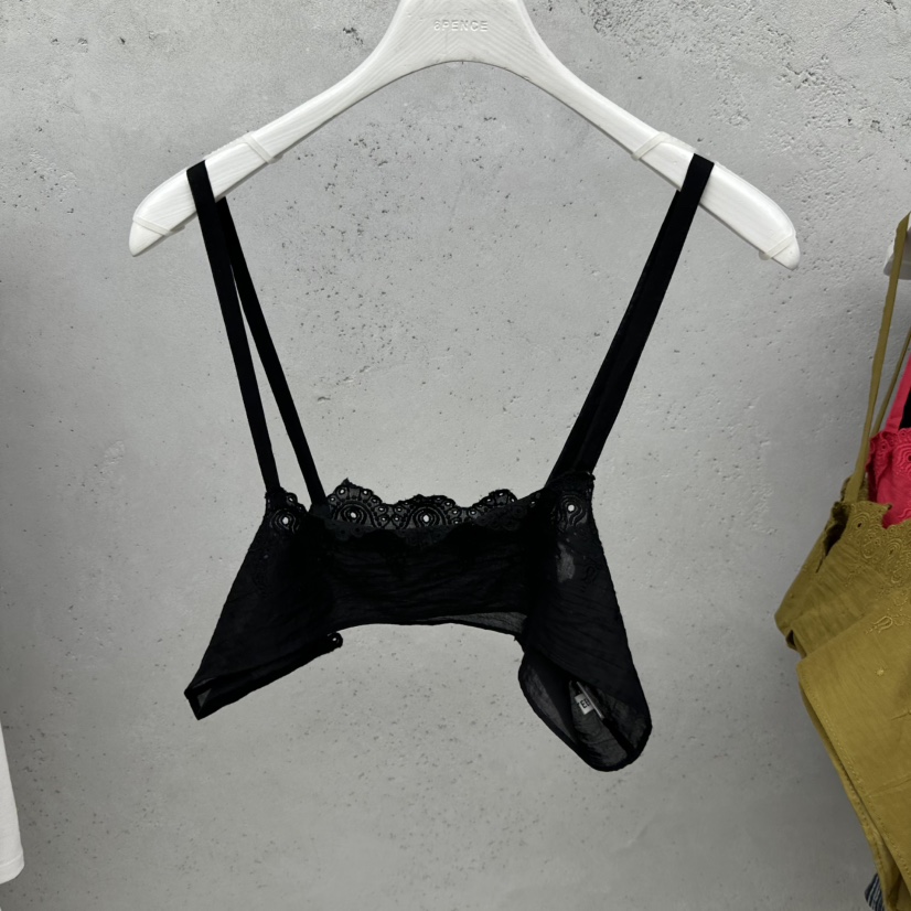 SIXTEEN韓國東大門直郵女士新款推薦職業26夏季吊帶背心刺繡SIXTEEN吊帶/背心圖色4