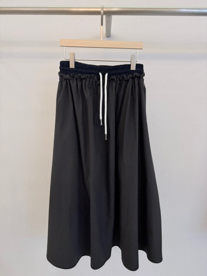 FORM韓國直郵女士新款休閑時尚26春夏職業人氣26夏季長裙FORM長裙圖色3