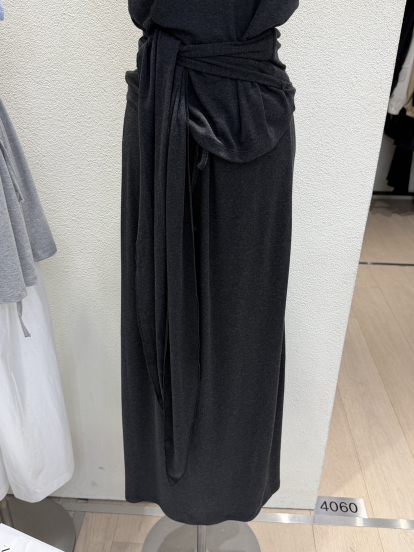 POSTMODERN韓國東大門代購女士新款職業休閑熱賣時尚長裙POSTMODERN長裙圖色2黑色