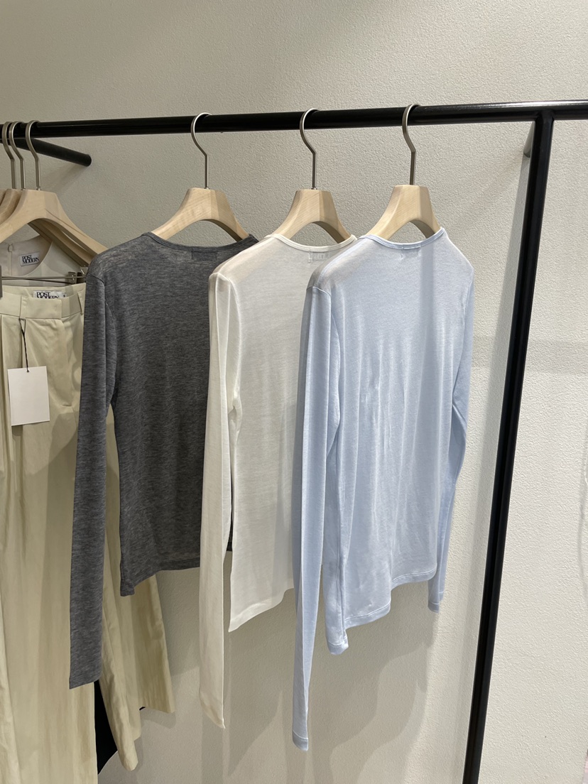 POSTMODERN東大門實拍韓國女裝新品推薦時尚人氣熱賣長袖T恤POSTMODERN長袖T恤