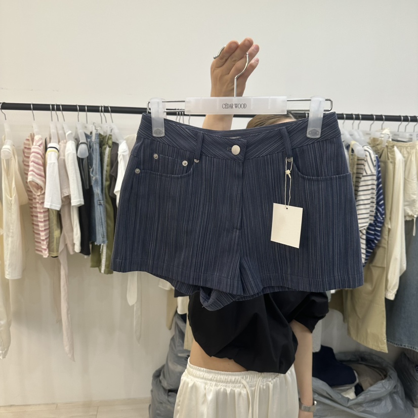 CEDARWOOD韓國直郵實拍女裝新品26春夏職業推薦休閑時尚短褲CEDAR WOOD短褲圖色1藍色