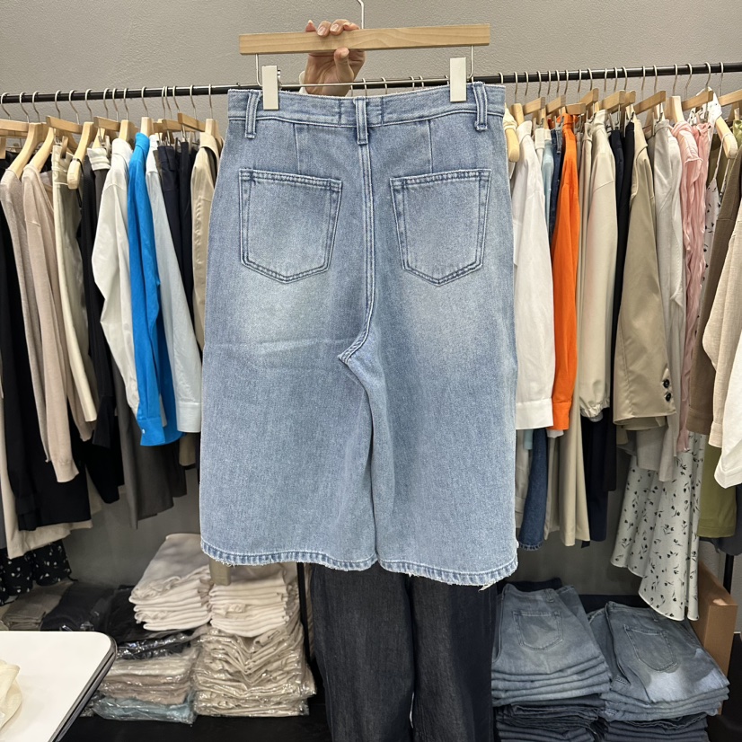 FLAMME TOIT/LUNAMDE韓國直郵女裝新款人氣26夏季熱賣短褲FLAMME TOIT/LUNAMDE短褲