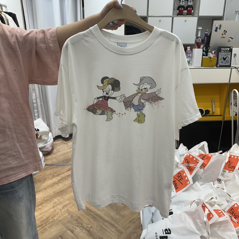 DE LINE韓國直郵女士新品熱賣時尚26夏季職業推薦人氣T恤DE LINET恤圖色1