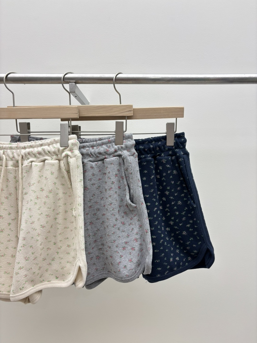 TOLL韓國直郵女士新品職業休閑熱賣時尚26夏季人氣短褲花朵TOLL短褲