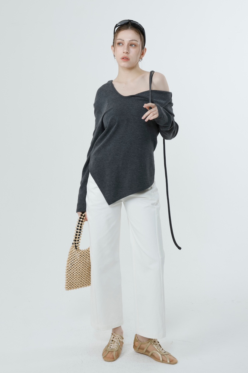 GENTLE B/LOVENTINA韓國直郵女士新款休閑長袖T恤露肩開衩GENTLE B/LOVENTINA長袖T恤