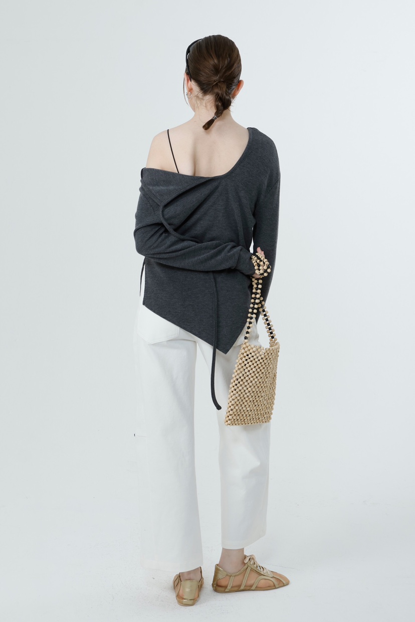 GENTLE B/LOVENTINA韓國直郵女士新款休閑長袖T恤露肩開衩GENTLE B/LOVENTINA長袖T恤