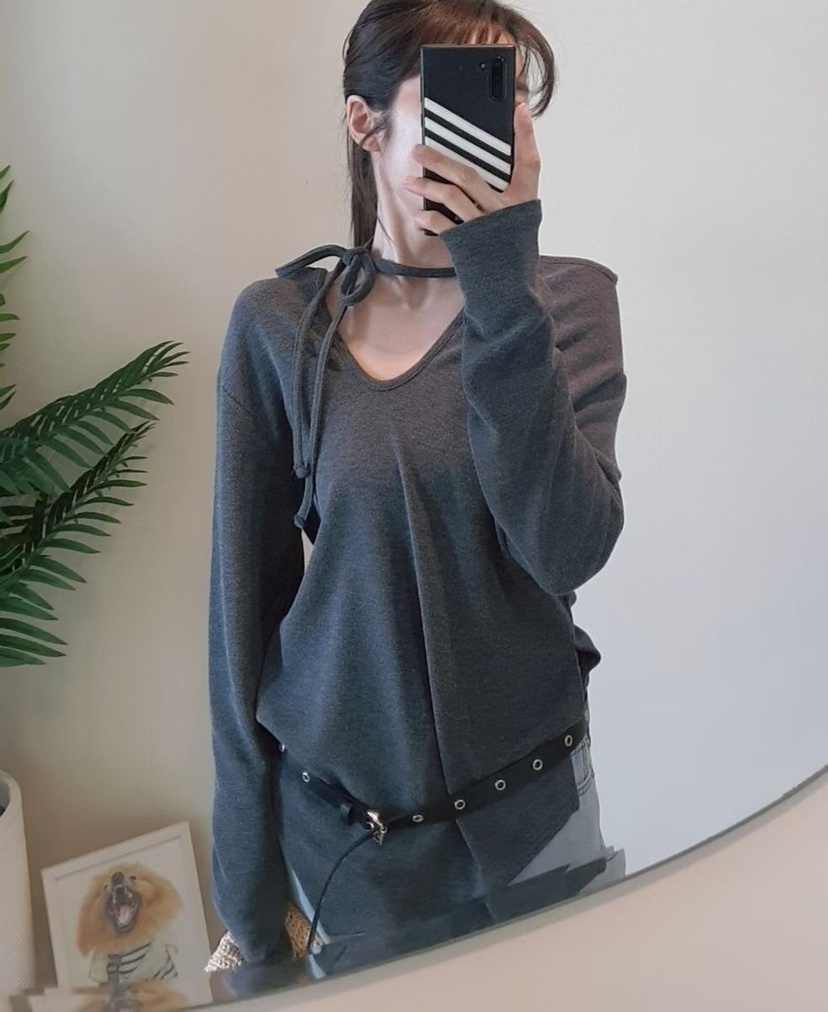 GENTLE B/LOVENTINA韓國直郵女士新款休閑長袖T恤露肩開衩GENTLE B/LOVENTINA長袖T恤圖色1