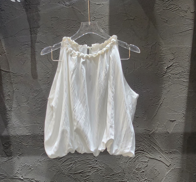 BLACK RIBBON-A韓國東大門直郵女士新款推薦26夏季吊帶背心BLACK RIBBON-A吊帶/背心圖色1