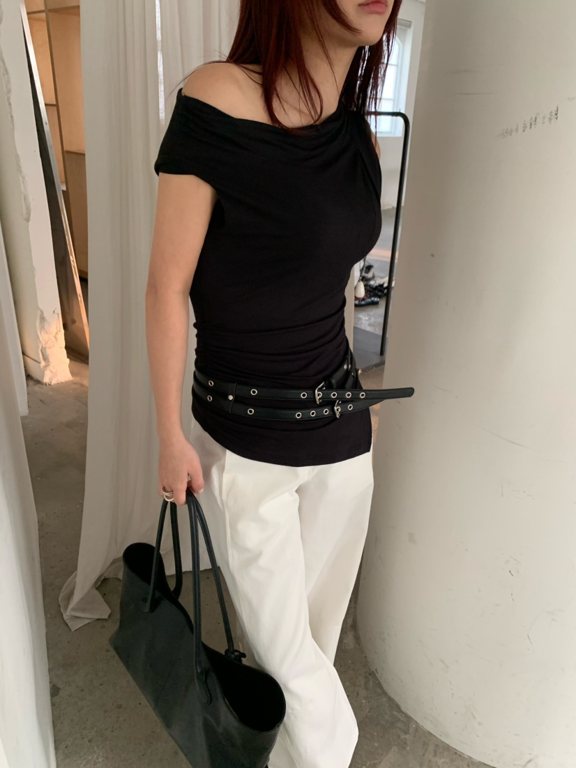 OVER NEAR韓國直郵女士新款26春夏熱賣26夏季T恤不含配飾OVER NEART恤