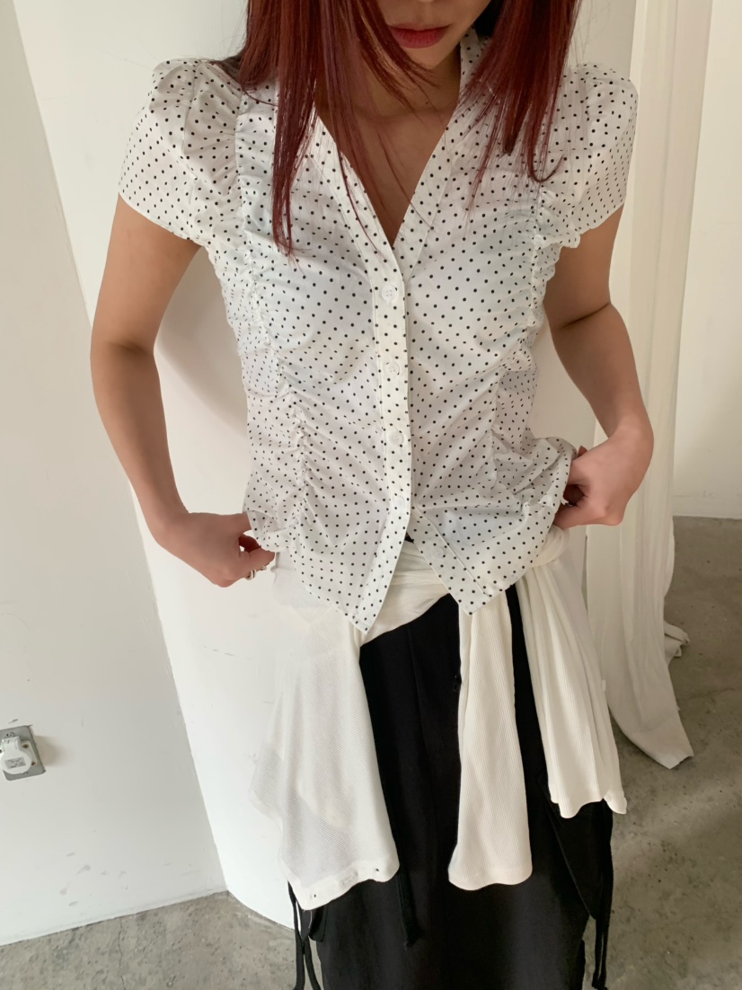 OVER NEAR韓國東大門直郵女裝新款休閑人氣26春夏襯衫蕾絲衫OVER NEAR襯衫/蕾絲衫