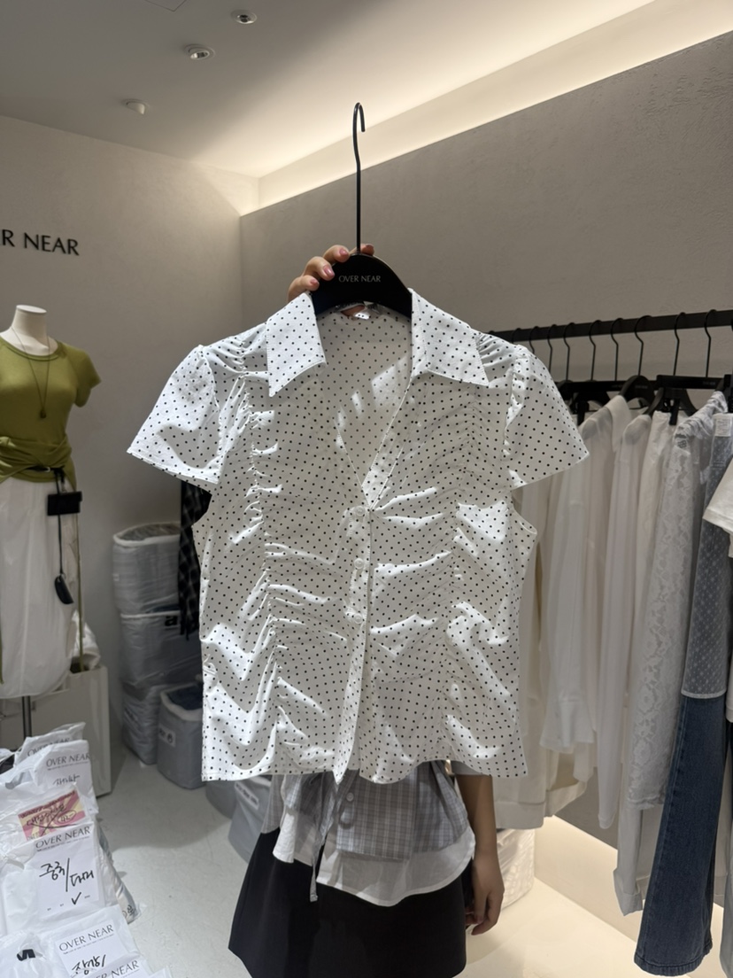 OVER NEAR韓國東大門直郵女裝新款休閑人氣26春夏襯衫蕾絲衫OVER NEAR襯衫/蕾絲衫圖色1