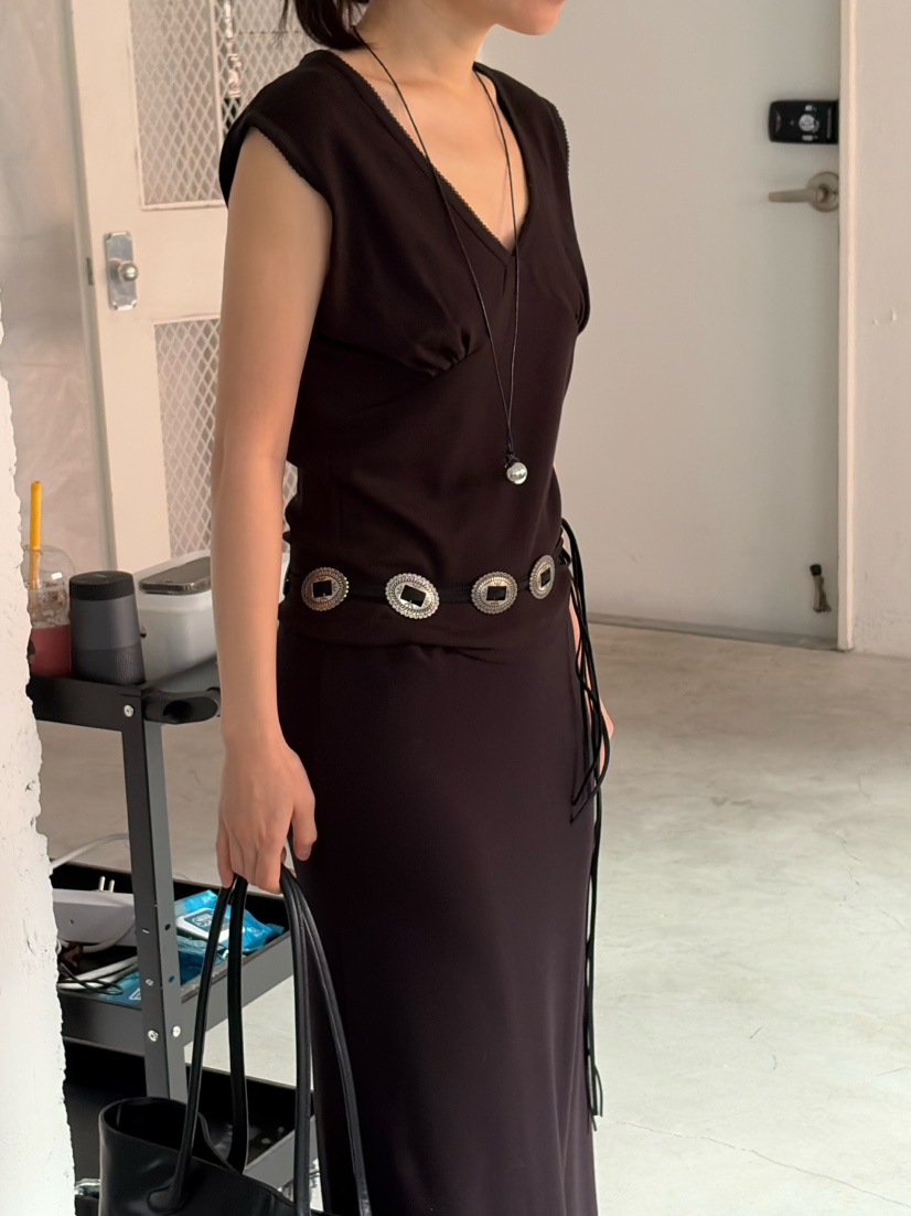 OVER NEAR韓國直郵女裝新品26春夏推薦人氣26夏季T恤不含內搭OVER NEART恤