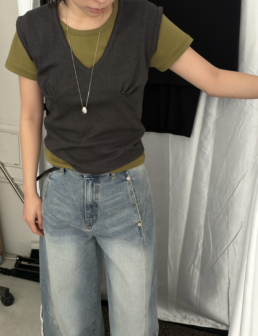 OVER NEAR韓國直郵女裝新品26春夏推薦人氣26夏季T恤不含內搭OVER NEART恤