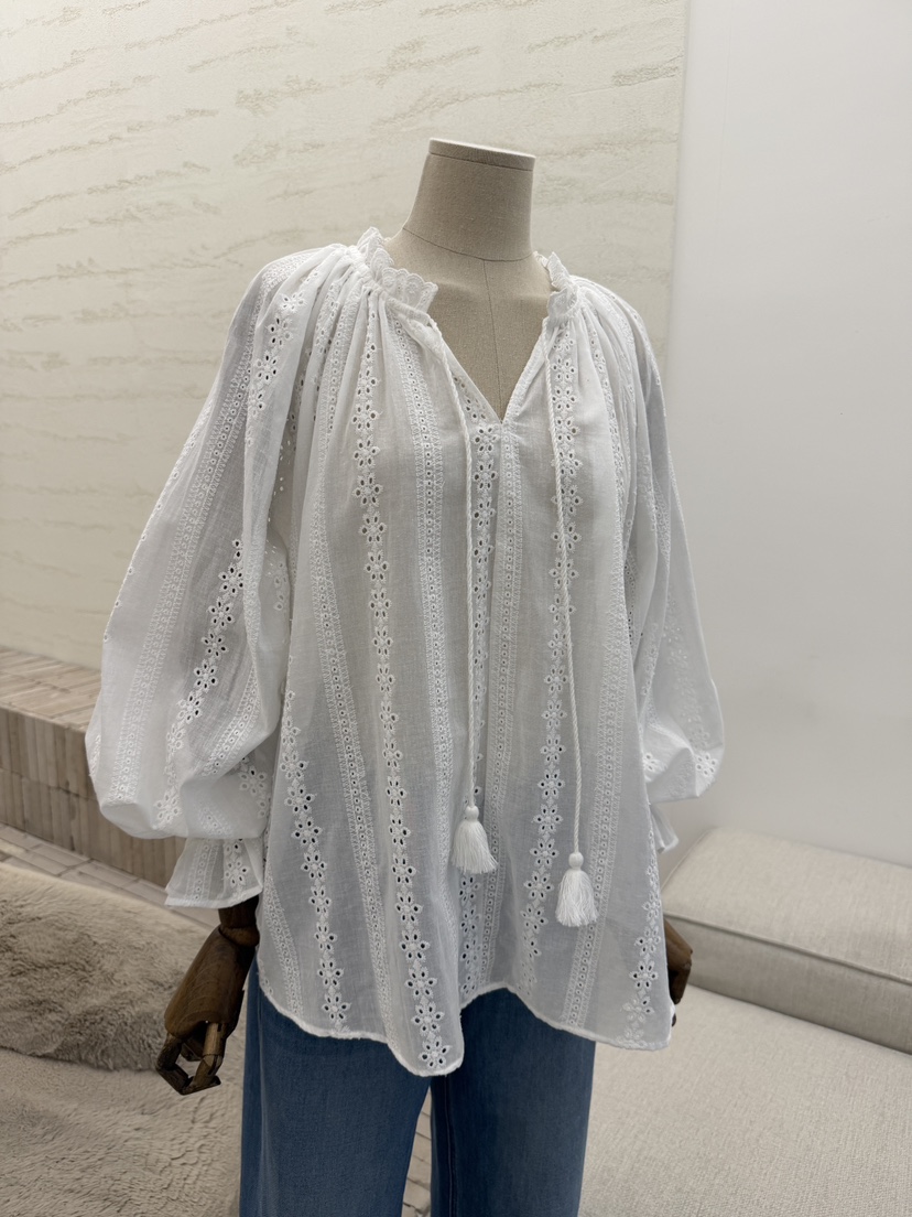 LAUNDRY韓國東大門代購女士新款人氣26夏季襯衫蕾絲衫刺繡LAUNDRY襯衫/蕾絲衫