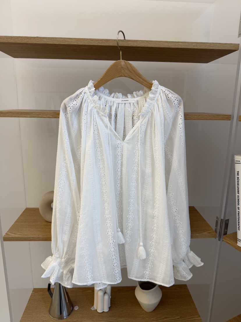 LAUNDRY韓國東大門代購女士新款人氣26夏季襯衫蕾絲衫刺繡LAUNDRY襯衫/蕾絲衫圖色2