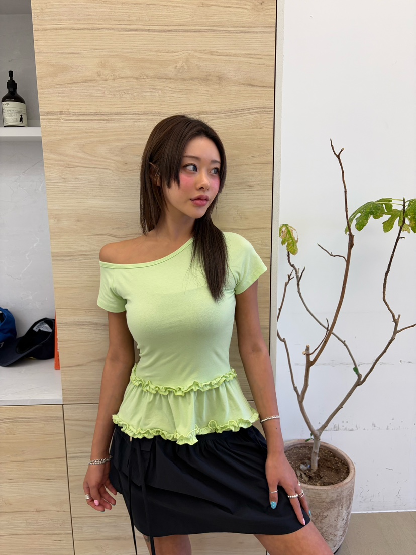 CUCUMBER韓國東大門直郵女士新款熱賣時尚26夏季T恤不對稱CUCUMBERT恤