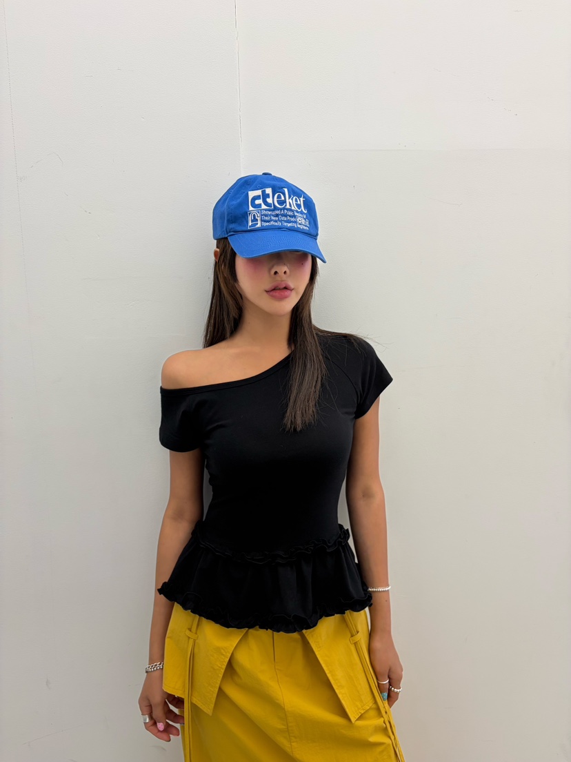 CUCUMBER韓國東大門直郵女士新款熱賣時尚26夏季T恤不對稱CUCUMBERT恤圖色3