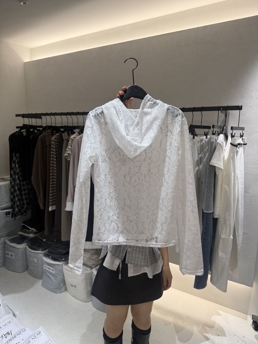 OVER NEAR韓國直郵女士新品人氣休閑26夏季熱賣長袖T恤蕾絲OVER NEAR長袖T恤
