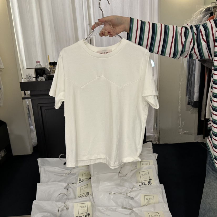 BLISS韓國直郵女士新款26夏季人氣熱賣26春夏時尚休閑T恤BLISST恤圖色1