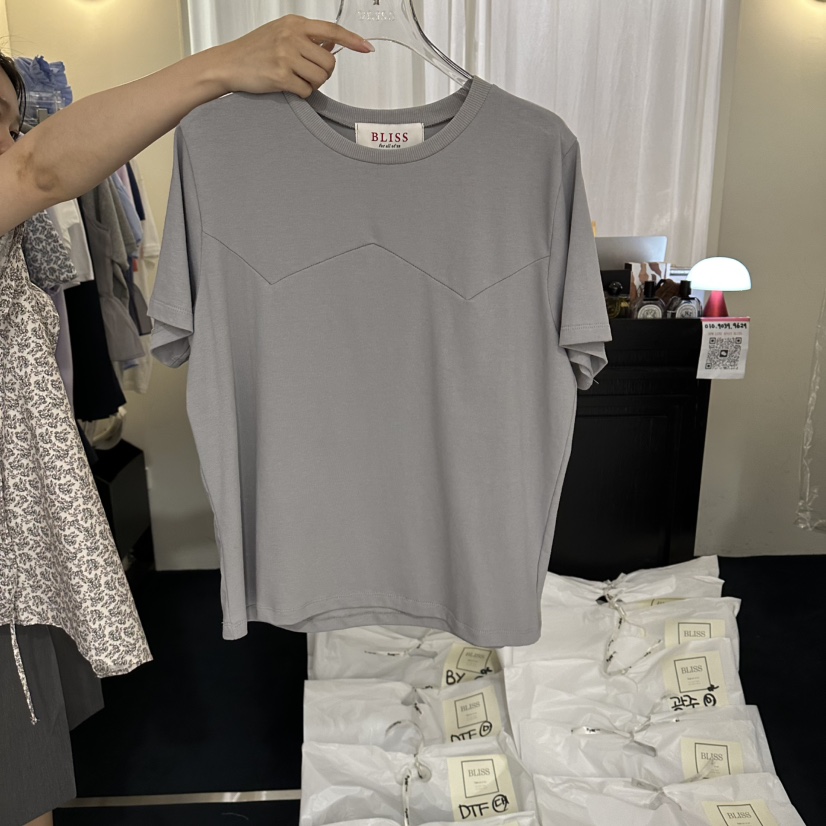 BLISS韓國直郵女士新款26夏季人氣熱賣26春夏時尚休閑T恤BLISST恤圖色2
