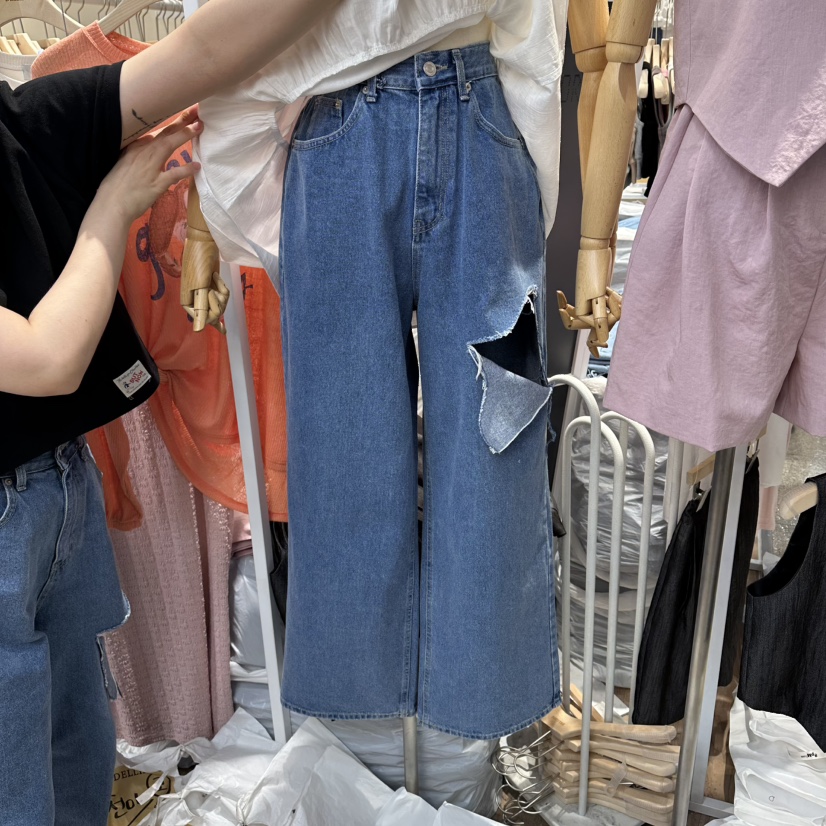 DELLING韓國直郵女士新款26春夏推薦人氣熱賣時尚牛仔褲破洞DELLING牛仔褲圖色2淺色