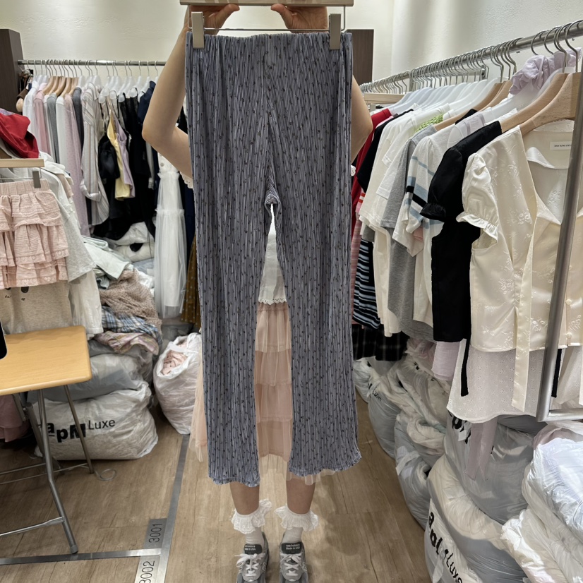 HANSUNGHYUN東大門實拍韓國女士新款時尚休閑休閑褲花朵褶皺HANSUNGHYUN休閑褲圖色2