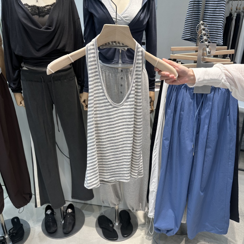 W.FATAL東大門直郵女士新款26春夏職業時尚熱賣吊帶背心W.FATAL吊帶/背心圖色2