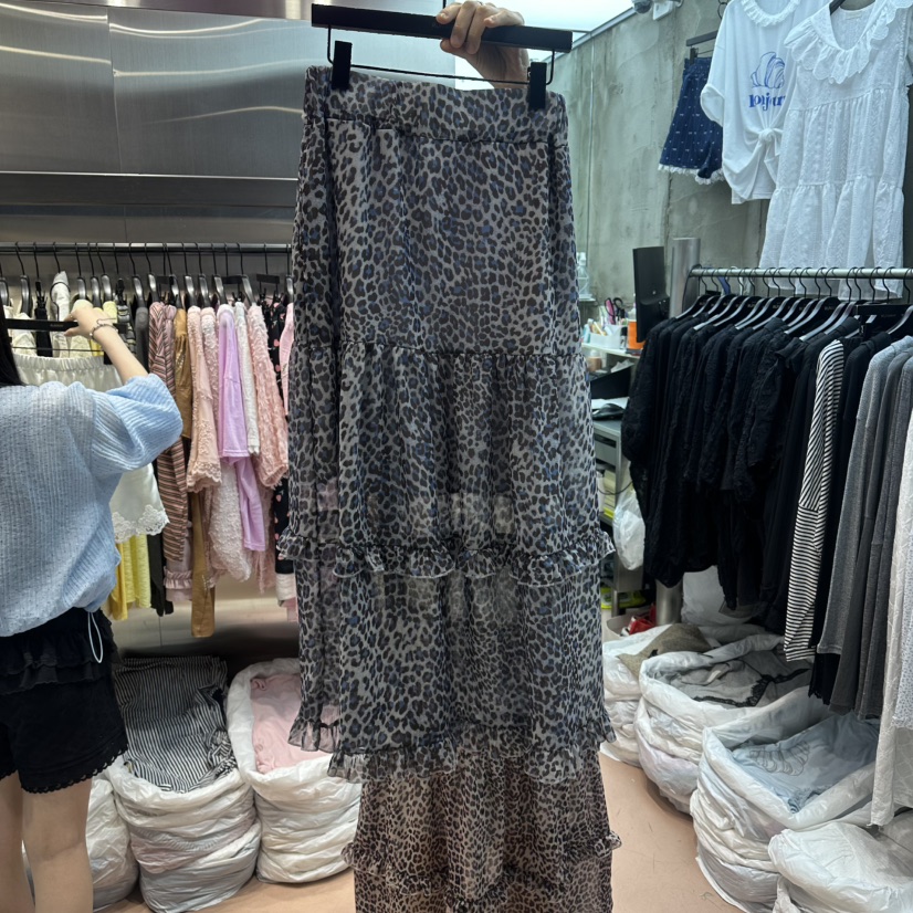 RUNWAY-런웨이韓國代購女裝新品時尚真品職業人氣長裙多層RUNWAY長裙