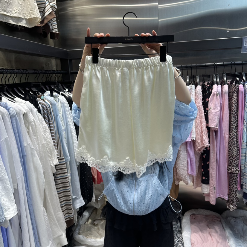 RUNWAY-런웨이東大門代購女裝新款熱賣人氣推薦短褲緞面RUNWAY短褲