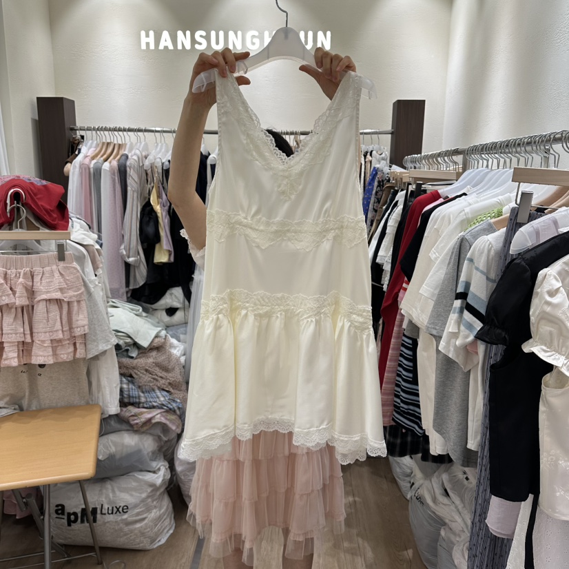 HANSUNGHYUN韓國直郵女裝新款熱賣休閑推薦連衣裙蕾絲緞面HANSUNGHYUN連衣裙圖色1