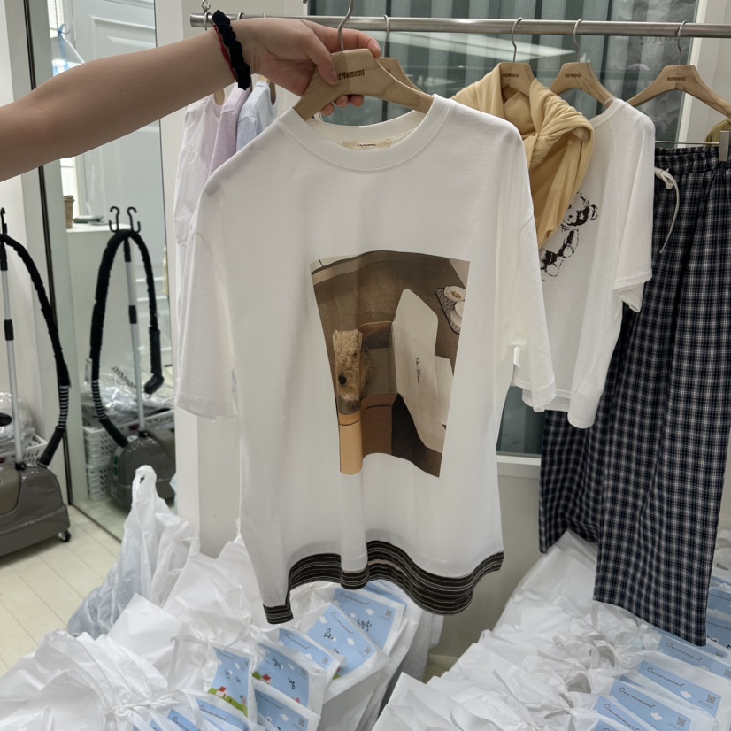 OURMOMENT東大門代購女士新品26春夏職業推薦休閑時尚T恤OURMOMENTT恤圖色1