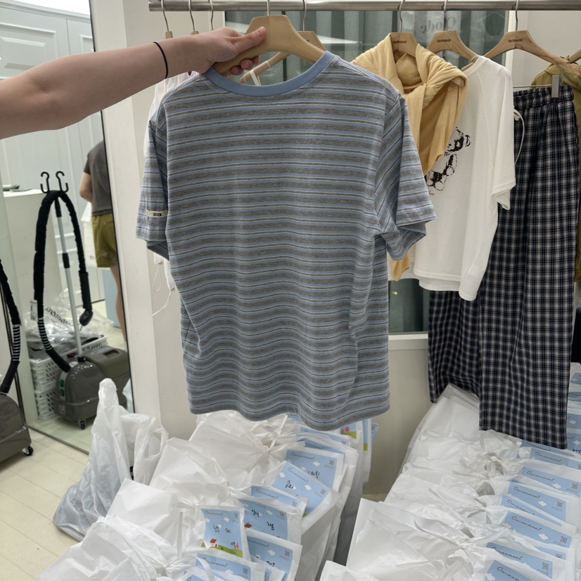 OURMOMENT東大門實拍女裝新款真品人氣休閑熱賣時尚T恤條紋OURMOMENTT恤